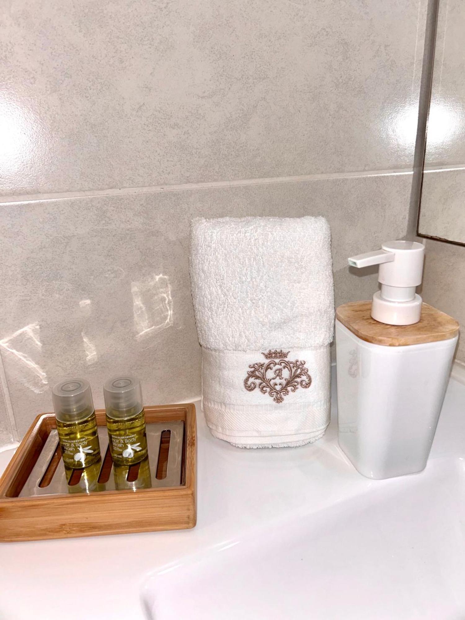 Apartment Neuf - Portes De - Confort - Wifi - Clim